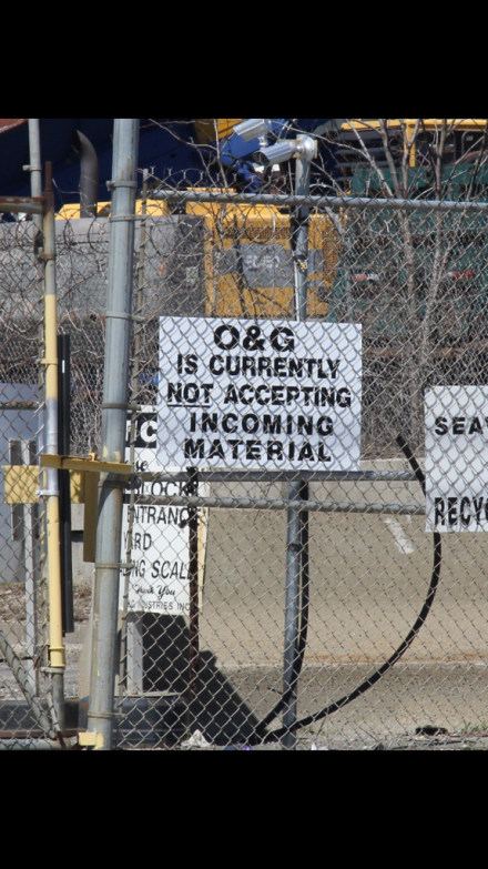 O&G sign